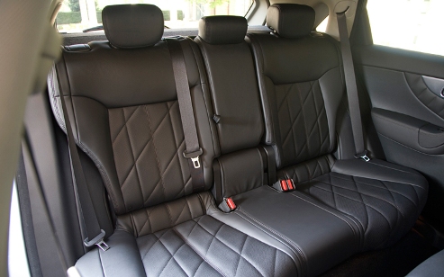 INFINITI FX35 (1)