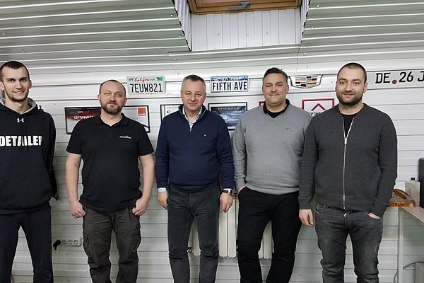 Lederzentrum GmbH в Минске