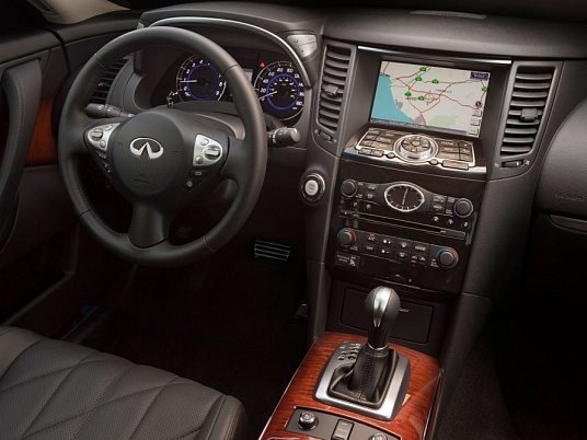INFINITI FX35 (1)