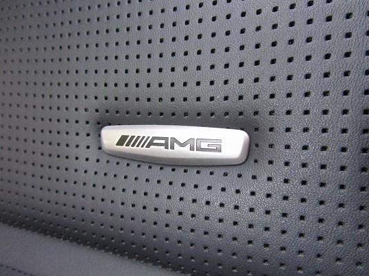 Mercedes-Benz E63 AMG V8 Biturbo (21)